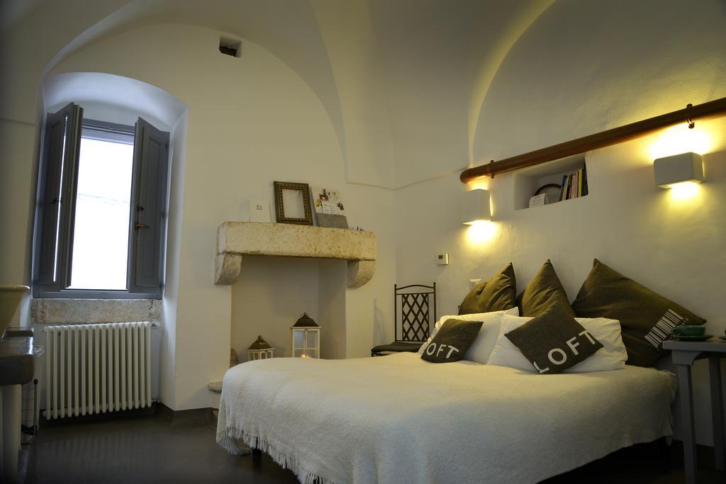 I 7 Archi Guest House Ostuni Chambre photo